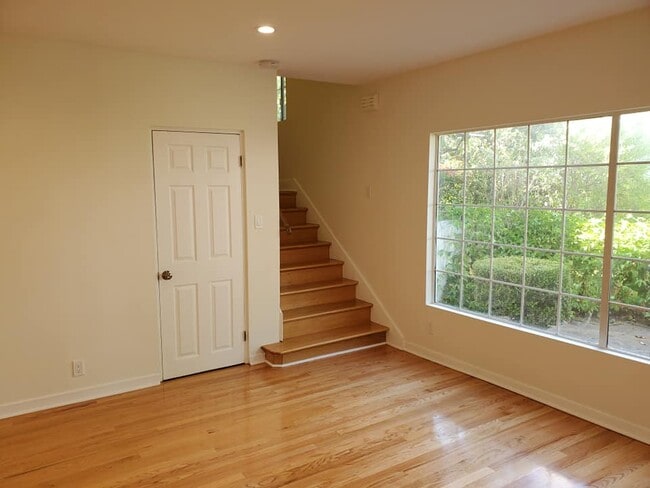 Photo - 1037 S Longwood Ave