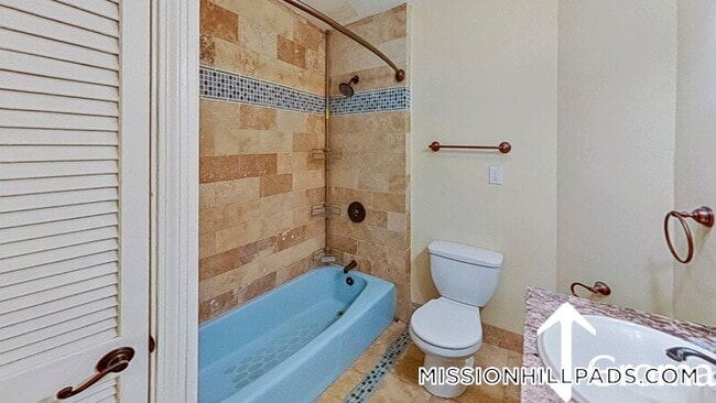 Photo - 1536 Tremont St Unidad R