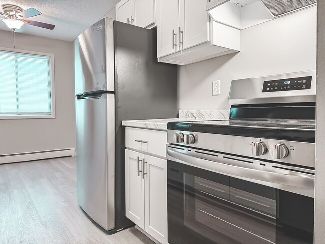 Photo - 6800- 6810 63rd Avenue