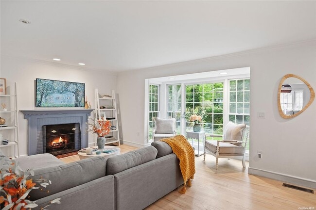 Photo - 31 Widener Ln