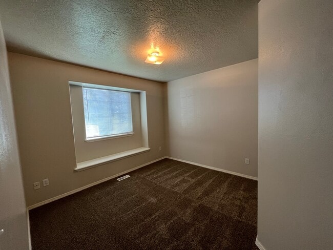 16847 Bayou Way