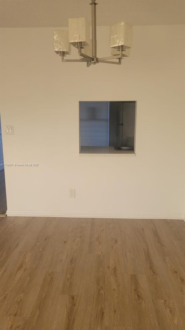 Photo - 5860 NW 64th Ave Unit 311