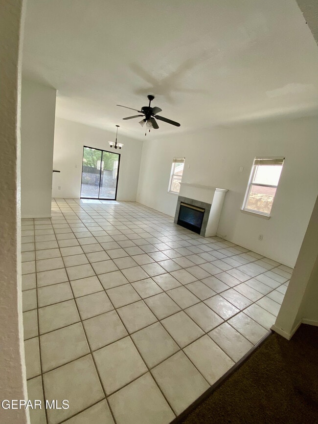 Photo - 2215 King James Pl