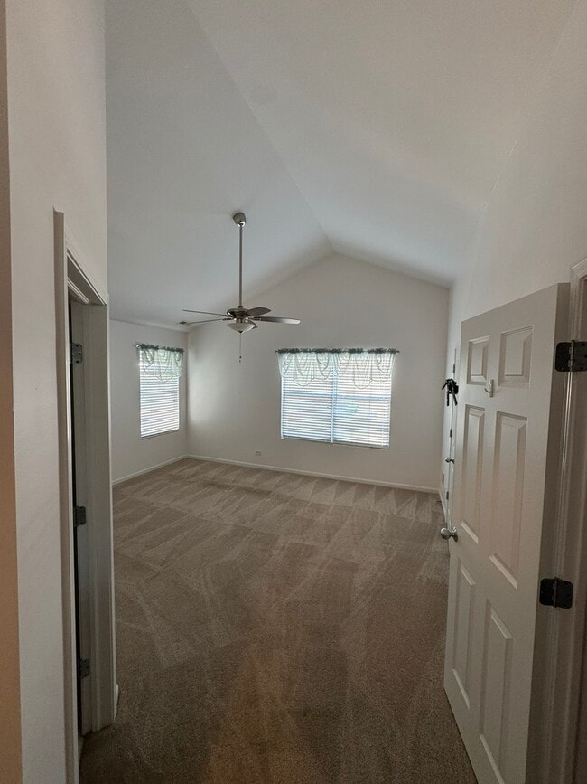Photo - 1425 Millbrook Dr