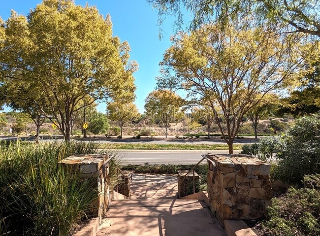 Photo - 8421 Kern Crescent