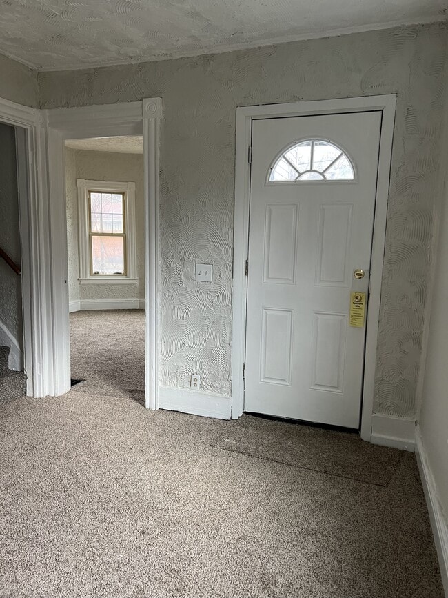 Photo - 933 Jefferson Ave