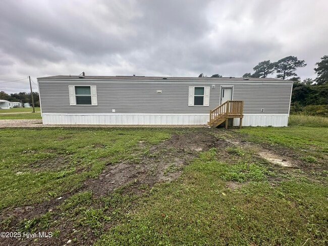 Photo - 145 Littleton St