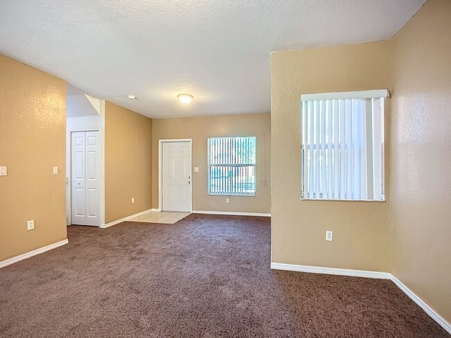 965 SW 6th Ct