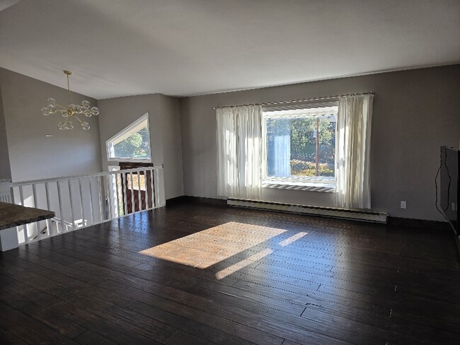 Photo - 124 Deer Trail Ave