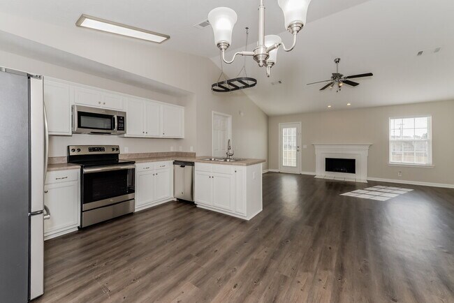 Photo - 7409 E Winchester Dr