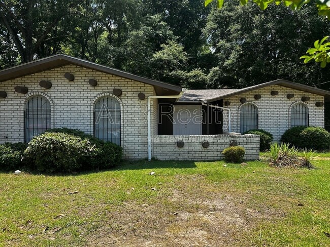 Building Photo - 1429 Dunbarton Rd