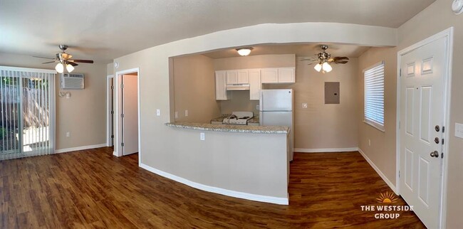 Building Photo - 1814 Waterston Ave Unit 108 Rental