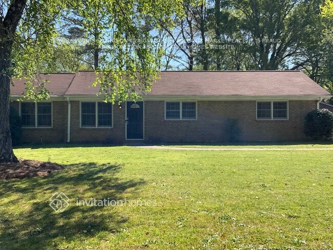 Building Photo - 404 Seneca Ct