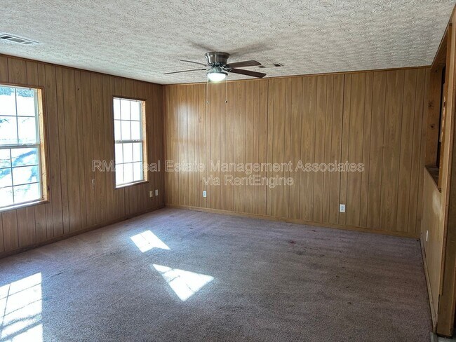 Photo - 543 N 9th St Unit B