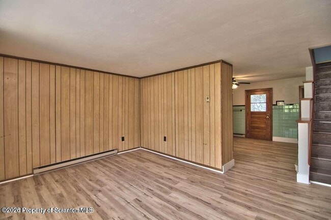 Photo - 154 Parsonage St