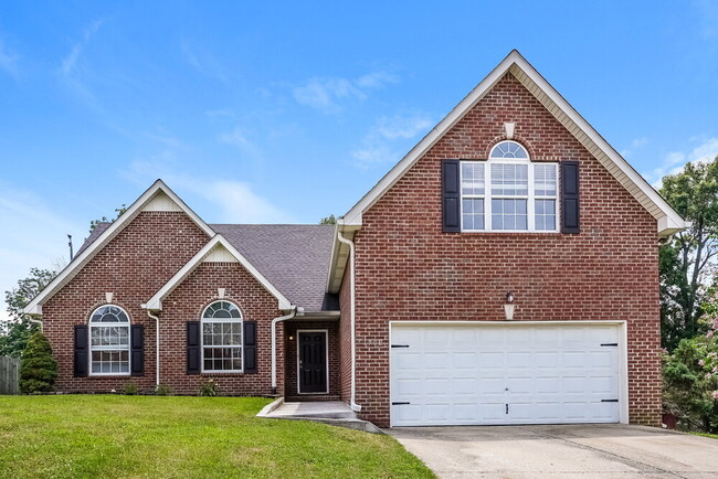 Photo - 1902 Champlain Dr