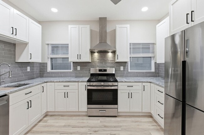 Photo - 43 Lonsdale St Unit 2