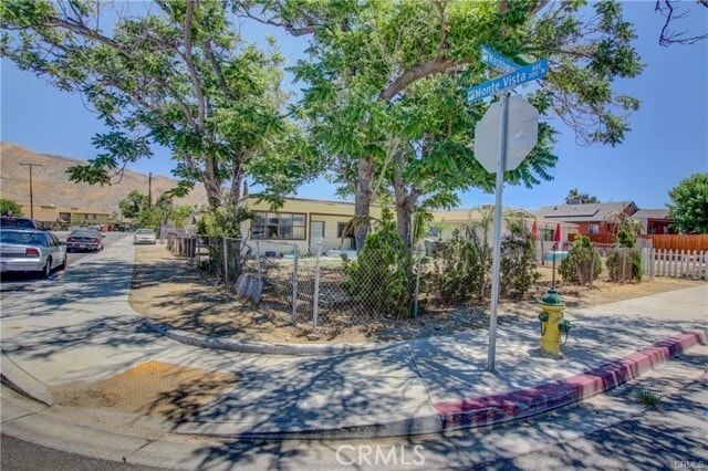 Photo - 193 W Washburn Ave