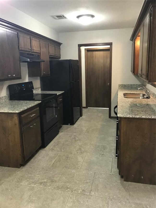 Photo - 2701 Belknap Ave