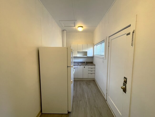 Photo - 1098 Humboldt Rd