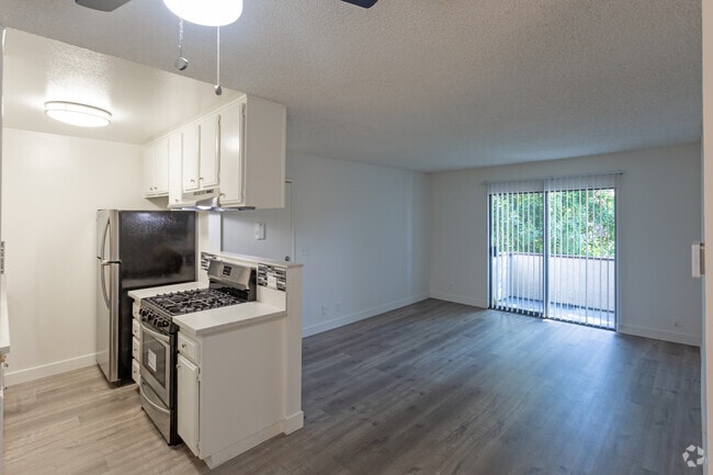 1BR,1BA- Living Room
