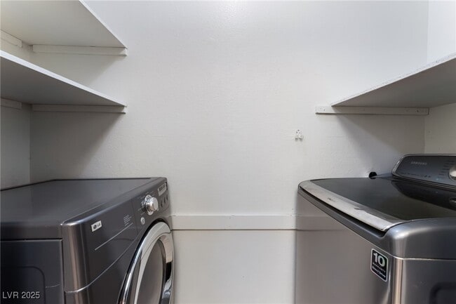 Photo - 3529 Folage Dr