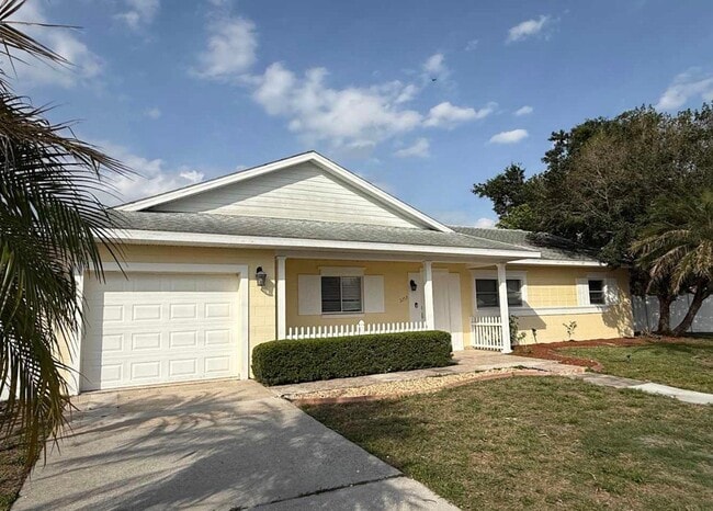 Building Photo - 3254 Little Sound Dr