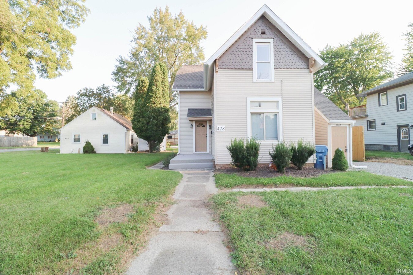 Photo - 428 Lincoln Hwy E Townhome