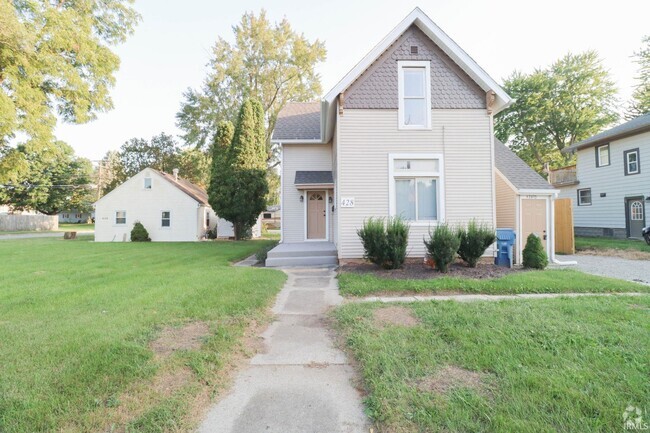 Building Photo - 428 Lincoln Hwy E Rental