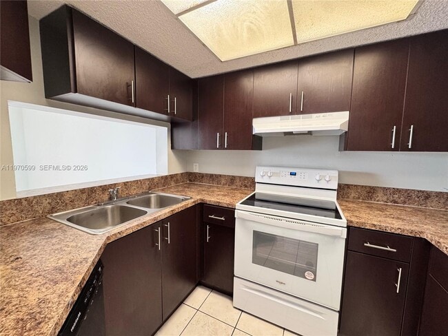 Photo - 5200 NW 31st Ave