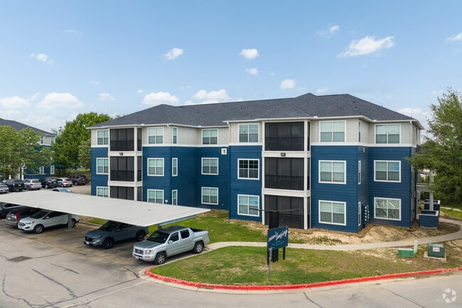 Building Photo - Cabana Beach San Marcos