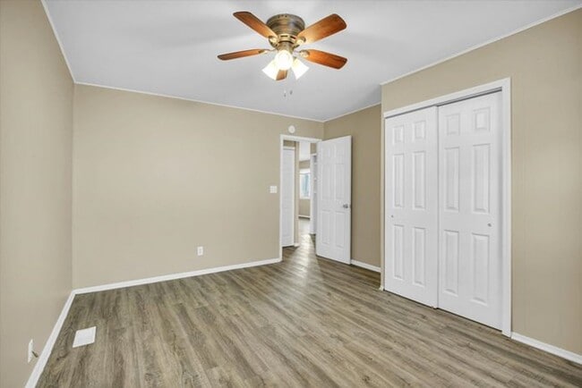 Photo - Updated & Spacious 4 Bedroom home in Urbana - Available Now