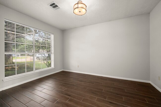 Photo - 11307 Travelers Way Cir