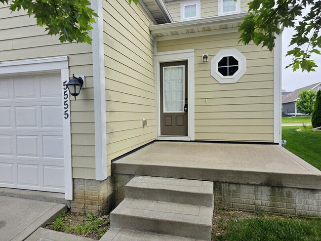 Photo - 5555 S Prairie View Dr