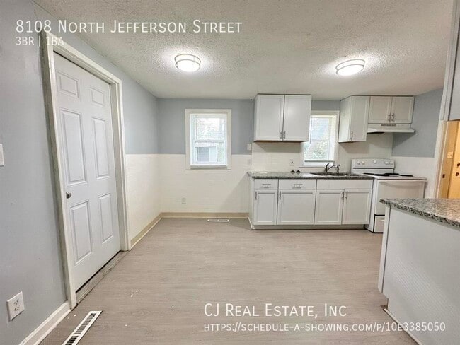 Photo - 8108 N Jefferson St