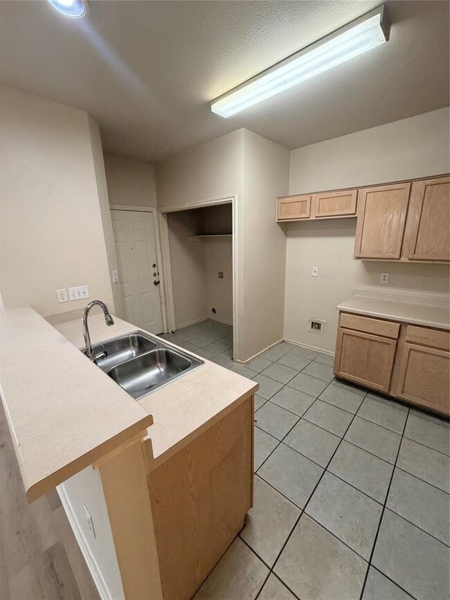 Photo - 508 Tablerock Cir