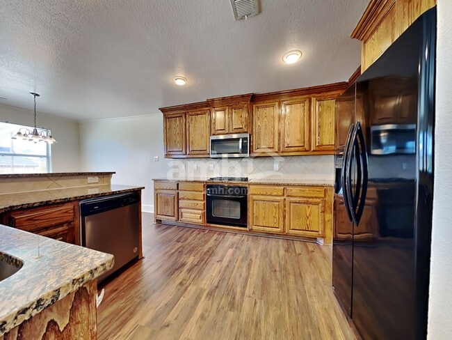 Photo - 1831 Leann Ln