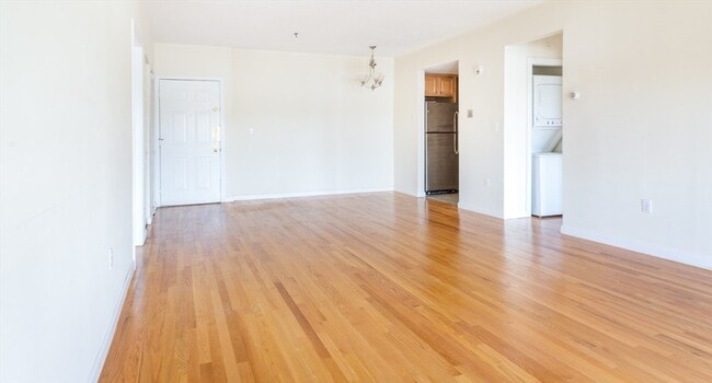 Photo - 2456 Massachusetts Ave Unidad #401 Rental