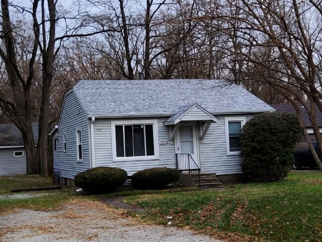 Photo - Cozy East Hazel Crest Home