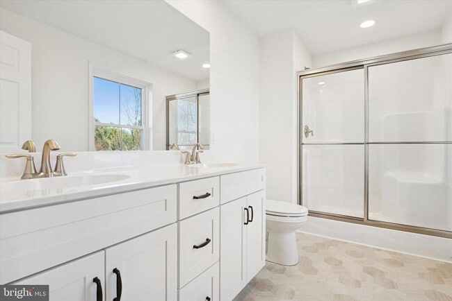 Photo - 148 SILVERSMITH Rd