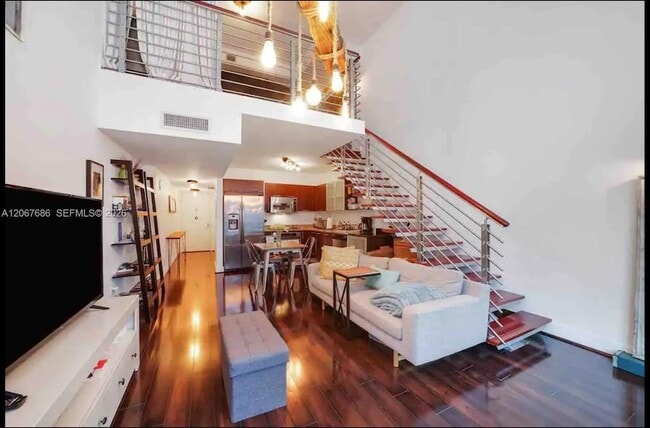 Photo - 41 SE 5th St Unit 704