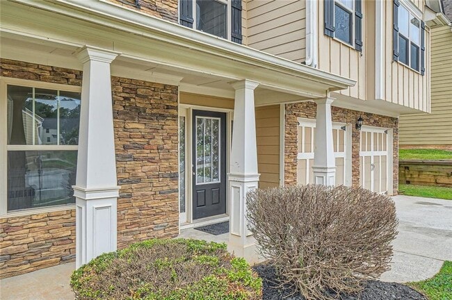 Photo - 1071 Mcduffie Cir