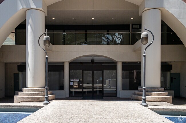 Chinatown Gateway Plaza