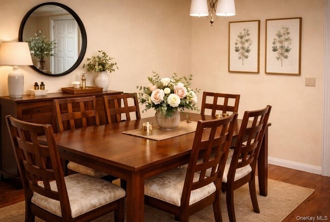 Photo - 112 Montrose Dr