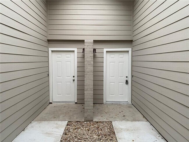 2408 Burleson Ct