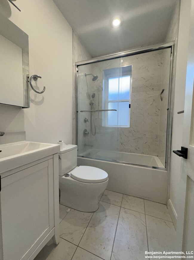 Photo - 39 Englewood Ave Condo