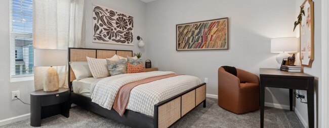 Photo - 650 E Call St