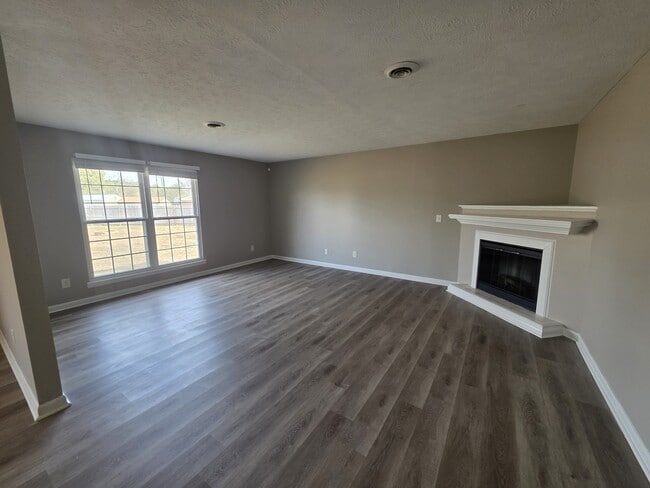 Photo - 6536 Grist Mill Rd