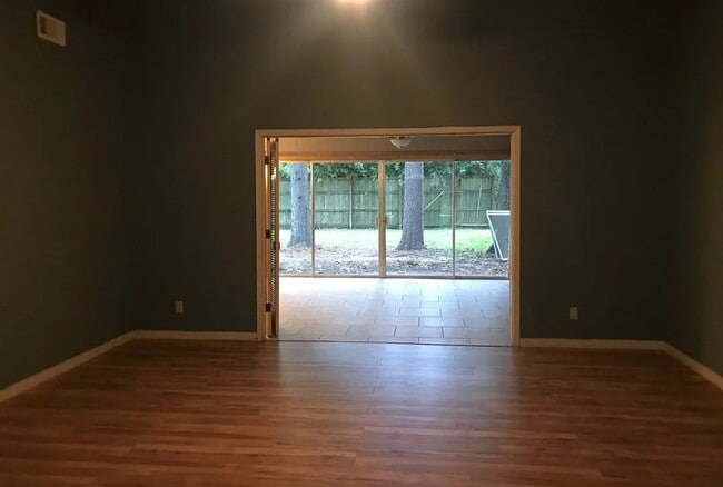 Photo - 2140 Edson Dr