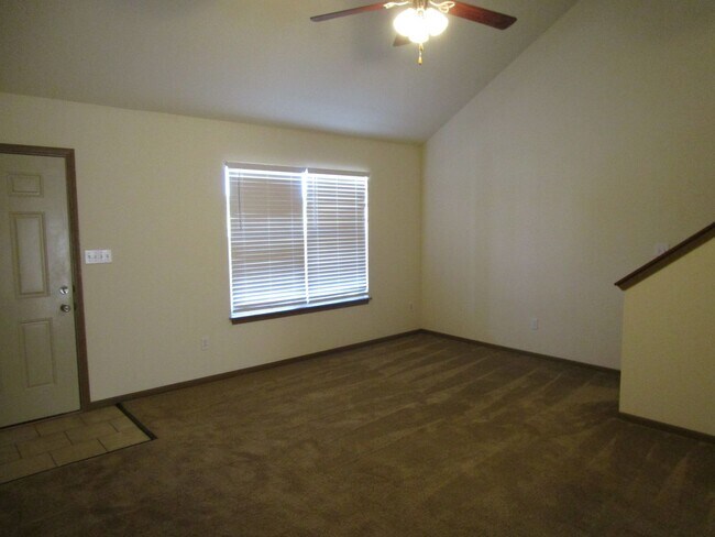 Photo - 505-507 Glenstone Dr. Unidad 505 Glenstone Dr.